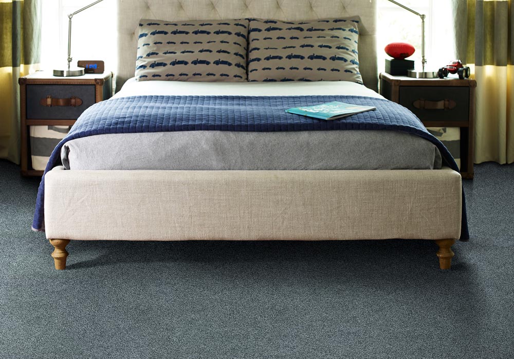Dismount Anso nylon carpet in a bedroom